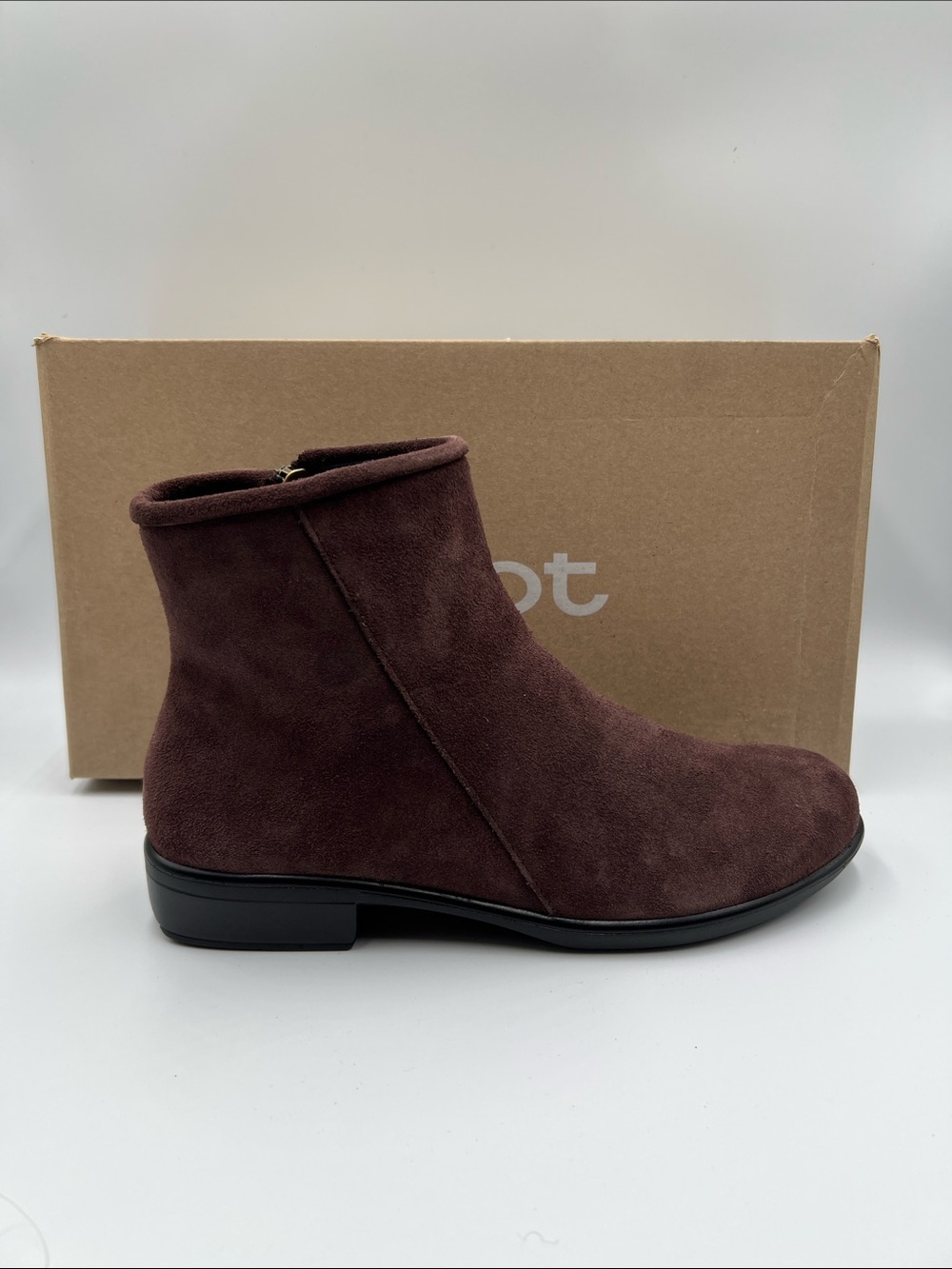 NAOT Norther ankle boot brown suede leather Cordovan comfort zipper new 38 7